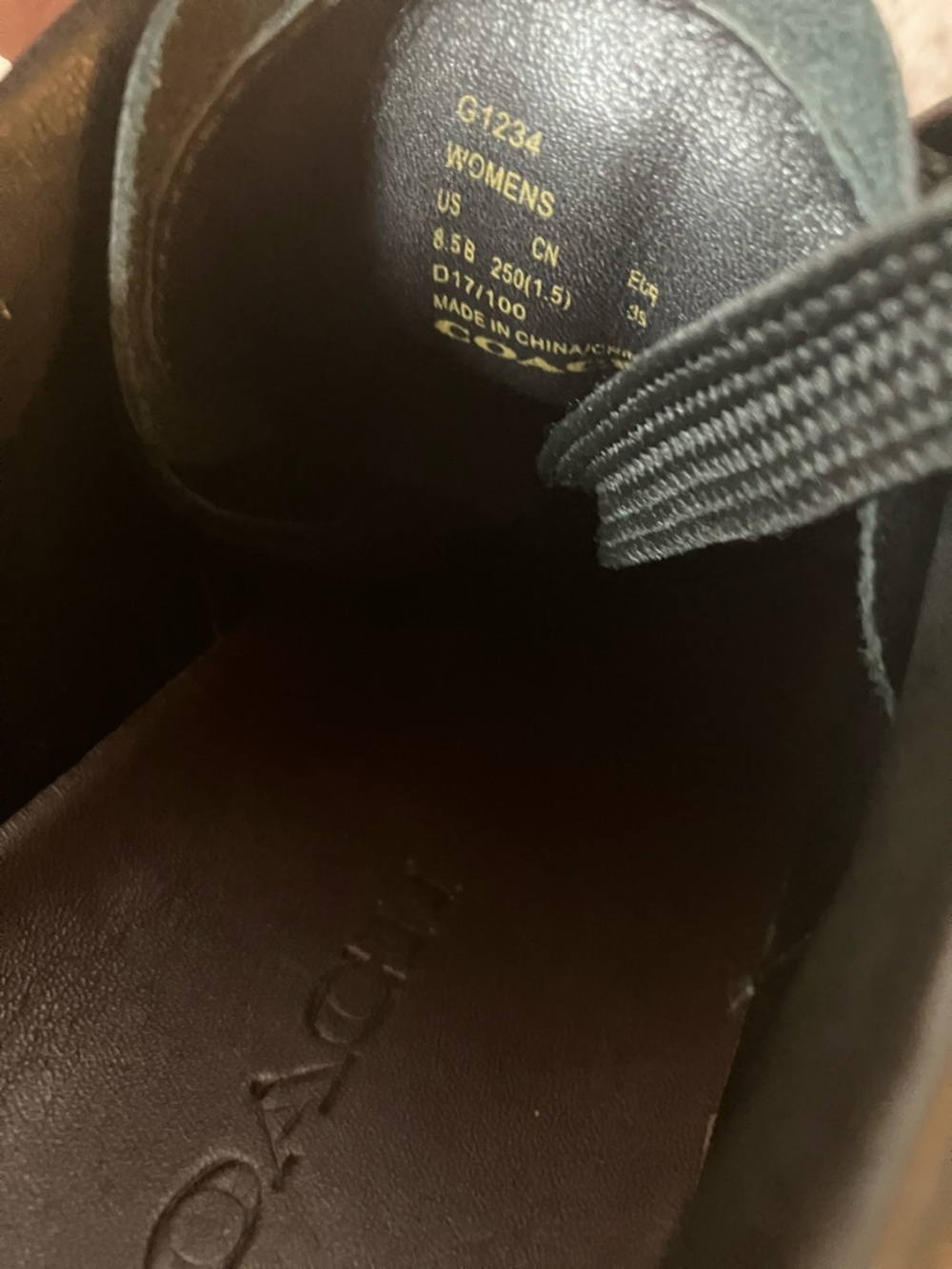Coach: Black Leather (G1234) Tea Rose Floral Appliqué Sneakers- IOB- 8.5 - Picture 2 of 16